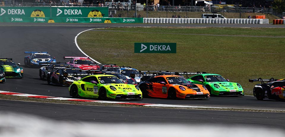 Manthey stays at the top of the 2025 DTM team championship after the home races at the Nürburgring