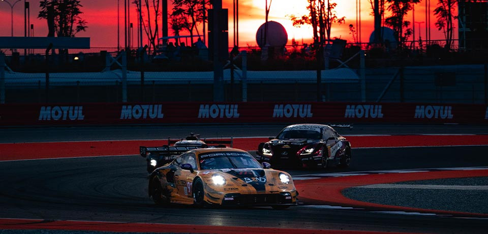 Manthey PureRxcing triumphs at LMGT3 premiere of the FIA World Endurance Championship in Qatar