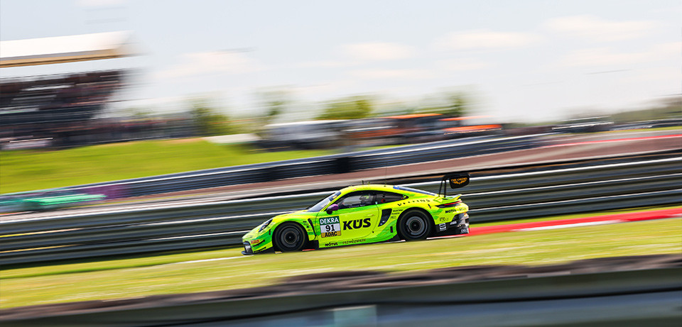DTM double podium and first win of the season for Manthey EMA at the season opener in Oschersleben